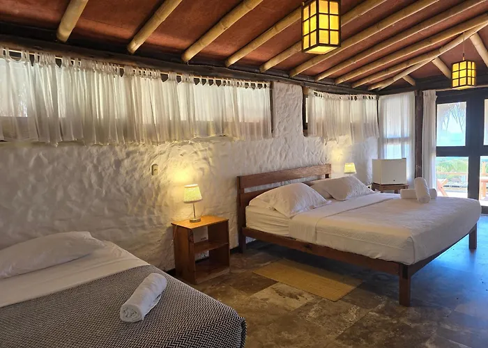 Las Cabanas De Antica